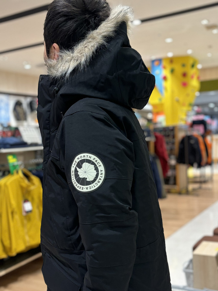 好日山荘 イオンモール東久留米店 : 【TNF】アンタークティカパーカ入荷！