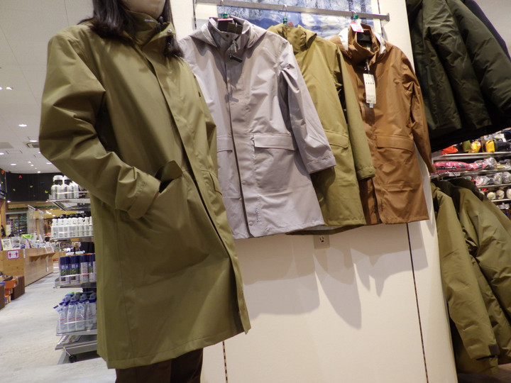 MARMOT - マーモット 山下舞弓さんコラボ ノーカラーシャツ オトナ女子の山登り/山下舞弓 コラボ企画アイテム発売