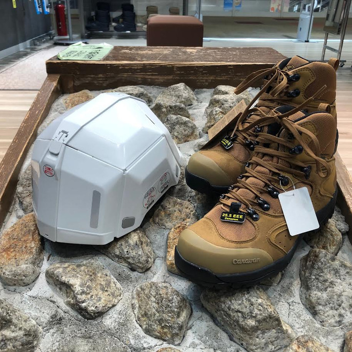 好日山荘 イオンモール土浦店 : 防災にも登山靴！防災セットに 