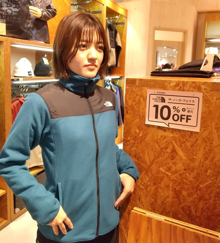 好日山荘 グランフロント大阪店 : ノースフェイス 新色人気フリース 