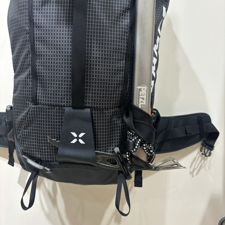 好日山荘 イオンモール東久留米店 : 雪山登山に!マムート 好日山荘 イオンモール東久留米店 : 雪山登山に!マムート