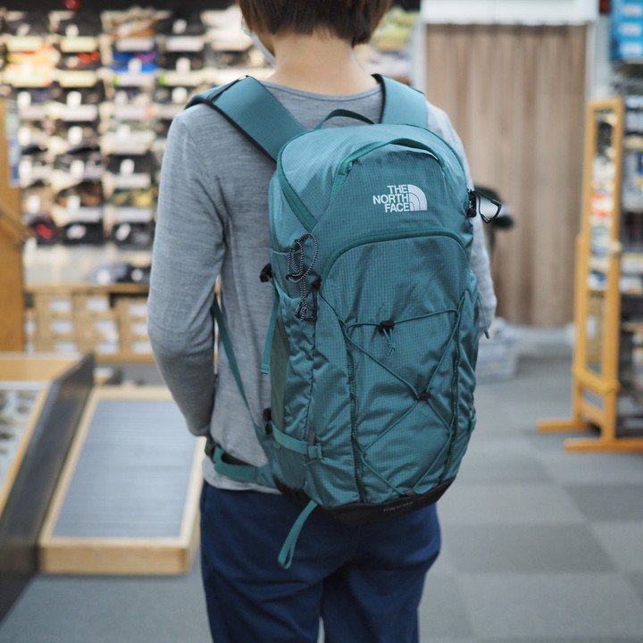好日山荘 横浜西口店 : TNFのバックパックが10%OFF！4/1まで