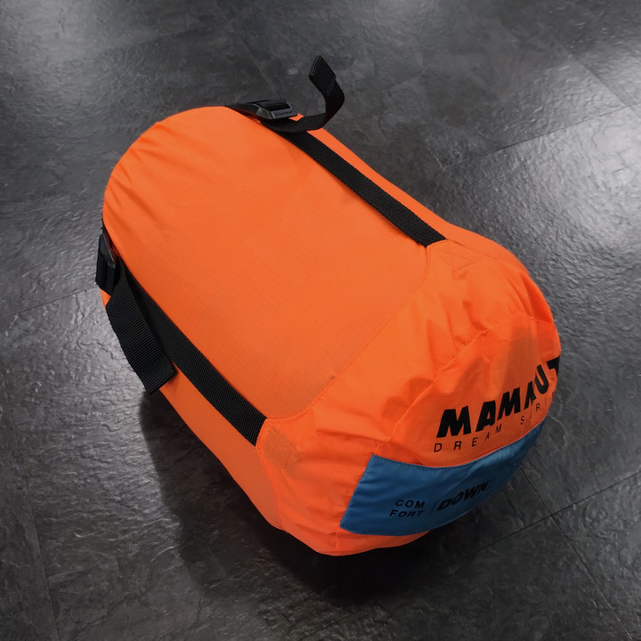 新品 マムート キャンプ ダウン スプリング 寝袋 650フィル 好日山荘 名古屋栄店 : マムート好きなら絶対に欲しい寝袋