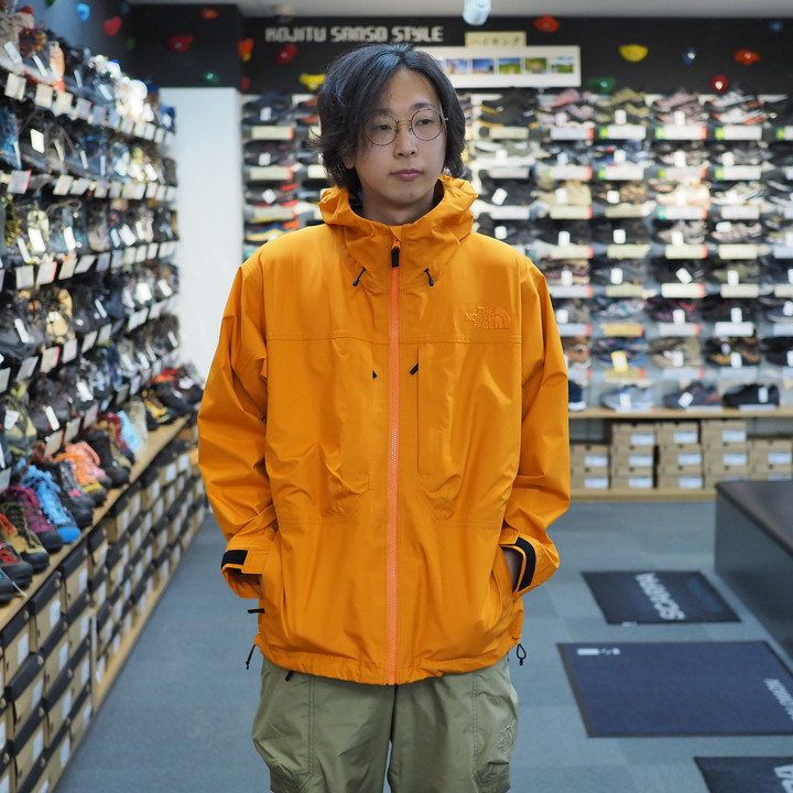 好日山荘 横浜西口店 : ポケット豊富で着心地の軽い TNF/Hiker