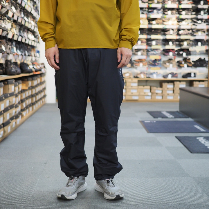 好日山荘 横浜西口店 : 超軽量レインウェア Rab/Phantom Pull-On & Pants