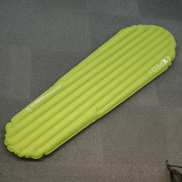 ◾使用2回のみ◾THERMAREST 折りたたみ式マット 収納袋付き ◾使用2回のみ◾THERMAREST 折りたたみ式マット 収納袋付き