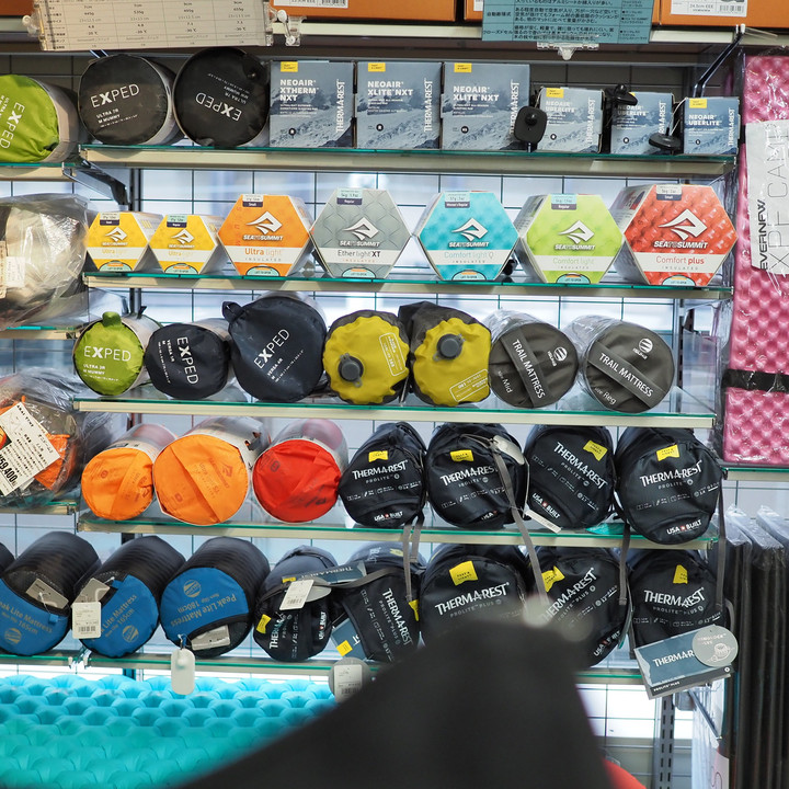 好日山荘 横浜西口店 : エアマットで良質な睡眠を。