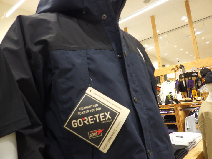 好日山荘 イオンモール各務原店 : 2024FW・マウンテンライトジャケット