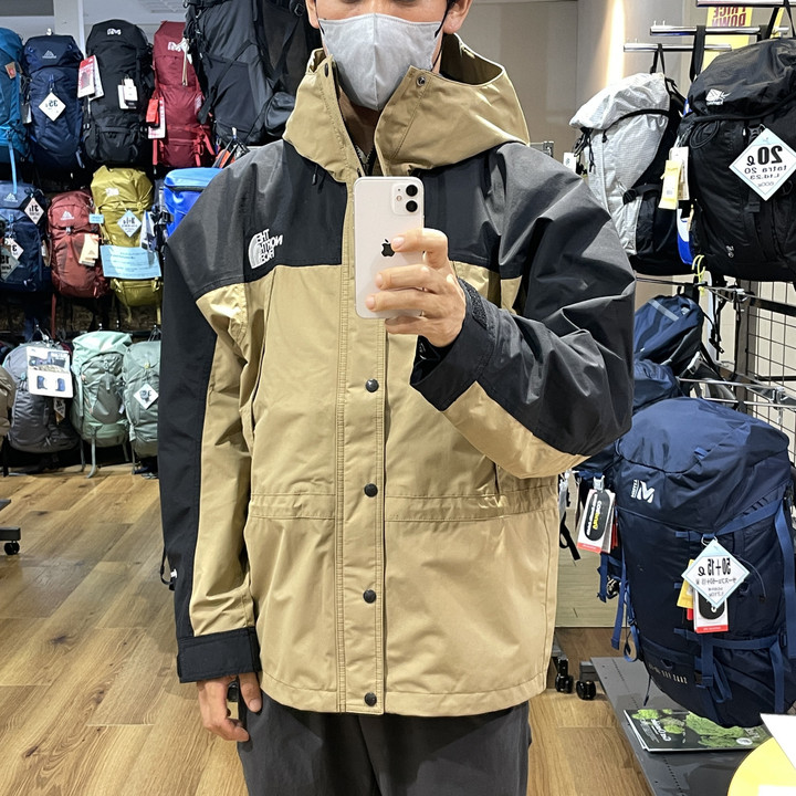 好日山荘 さいか屋横須賀店 : 秋冬定番のGORE-TEXジャケットがサイズ感変更 TNF/マウンテンライトJKT