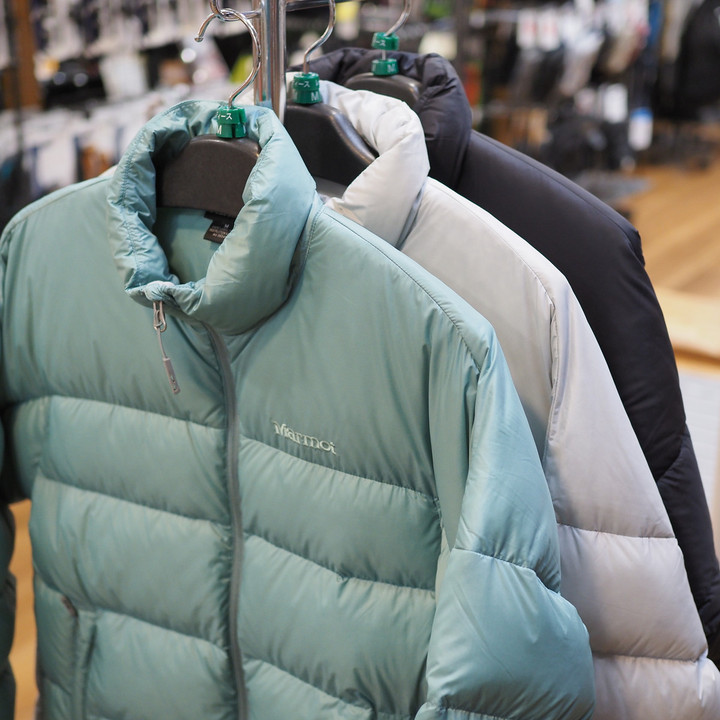 好日山荘 さいか屋横須賀店 : 軽量ダウンジャケット Marmot/750FP 