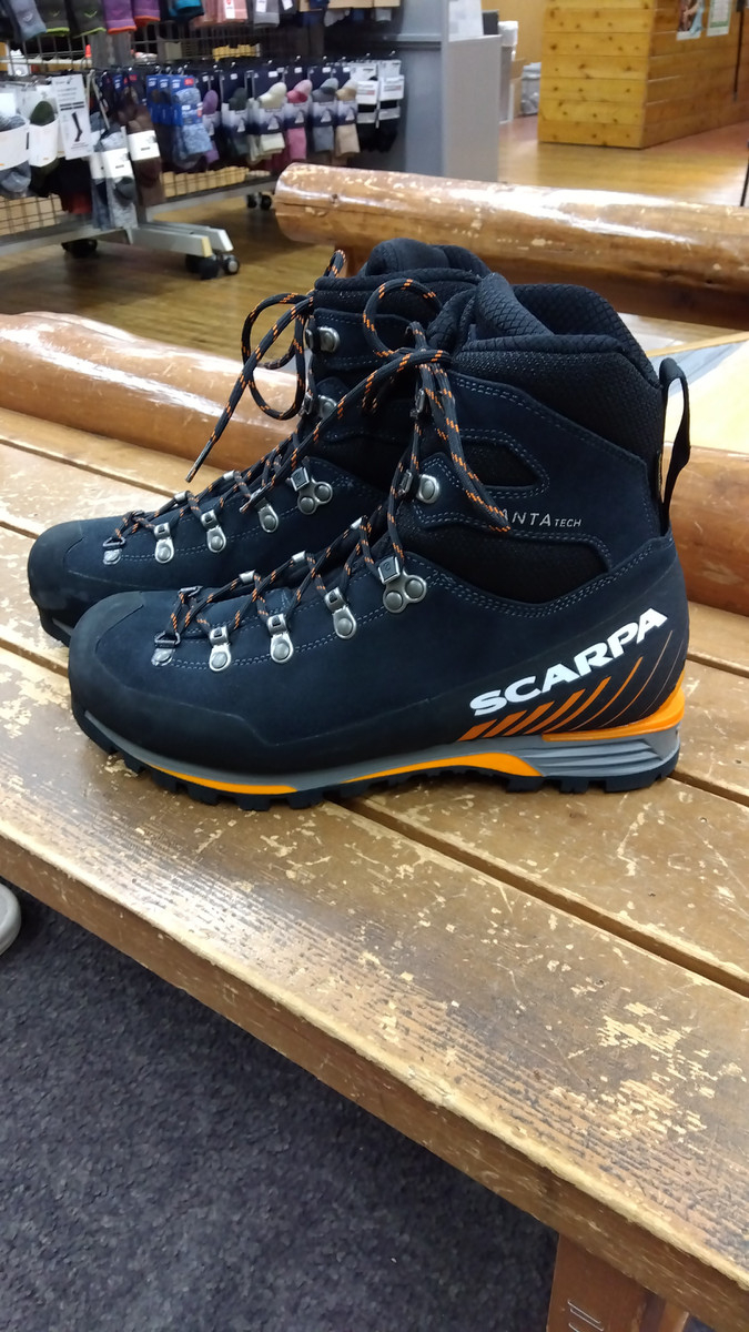 雪山おすすめアイテム｜SCARPA モンブランプロGTX - Namche Bazar