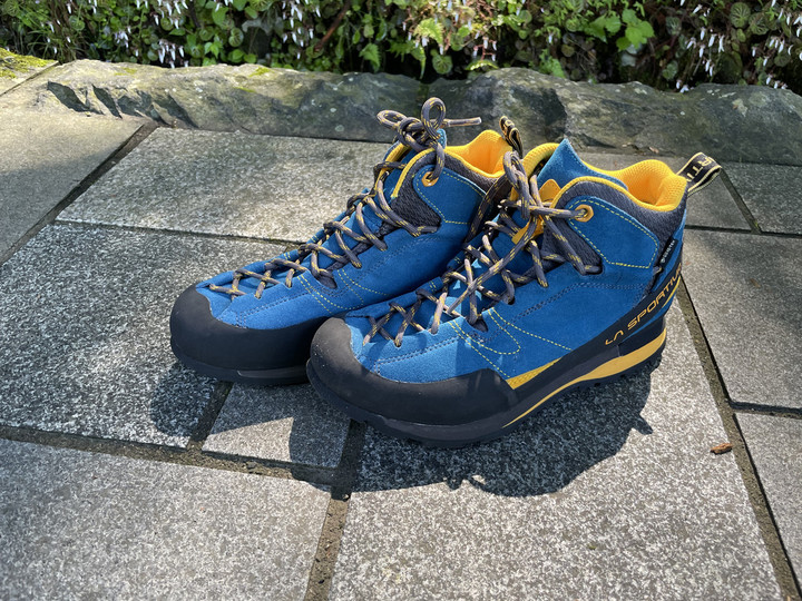 スポルティバ バルディフィメ 登山靴 好日山荘 調布パルコ店 : ステップアップにオススメ スポルティバの