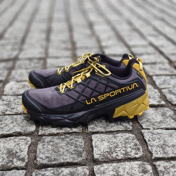 好日山荘 横浜西口店 : 登山仕様にリニューアルした LA SPORTIVA