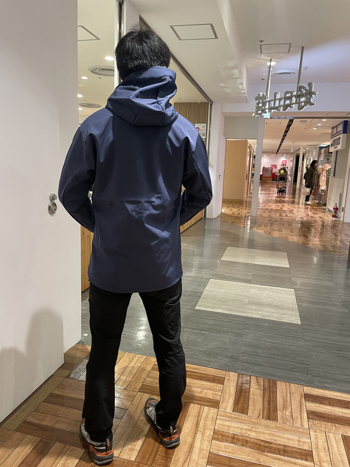 ☆未使用美品☆ デラバル ソフトシェルジャケット Lサイズ ※試着のみ 好日山荘 調布パルコ店 : 低山から雪山まで 汎用性の高いカリマーの