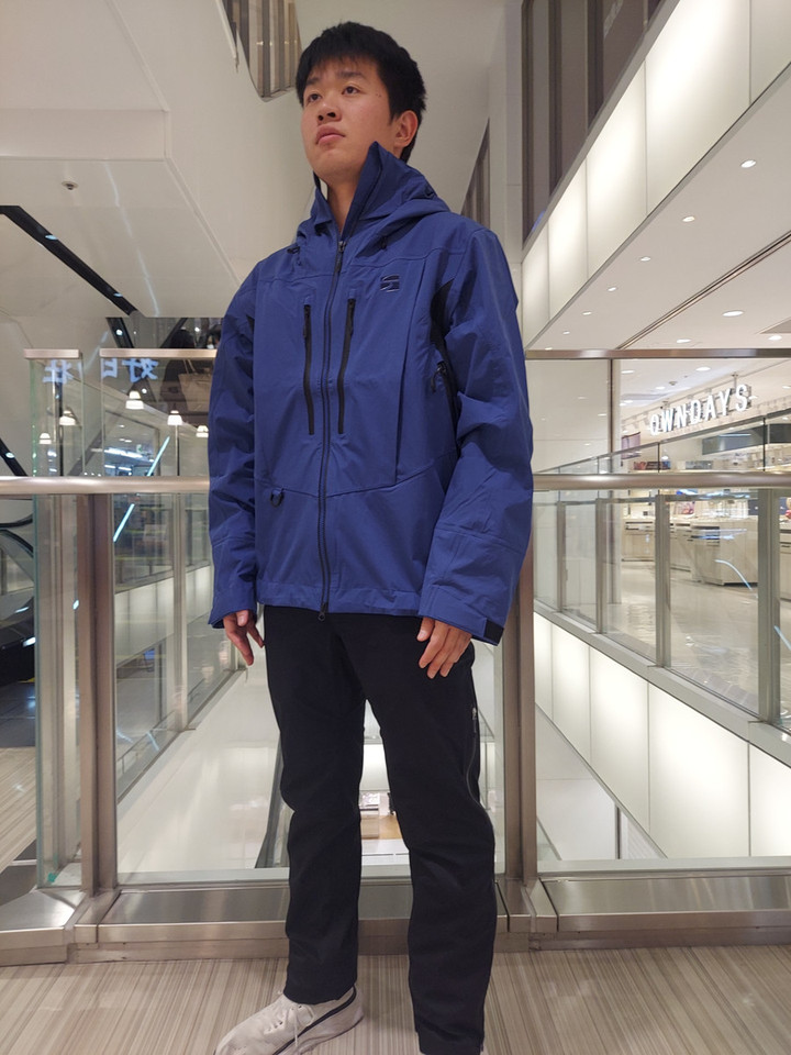 好日山荘 静岡パルコ店 : エバーブレスアクロジャケット入荷しました！