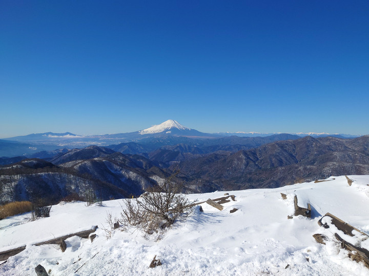 好日山荘 横浜西口店 : 【2024‐25年秋冬】この冬持っておきたい