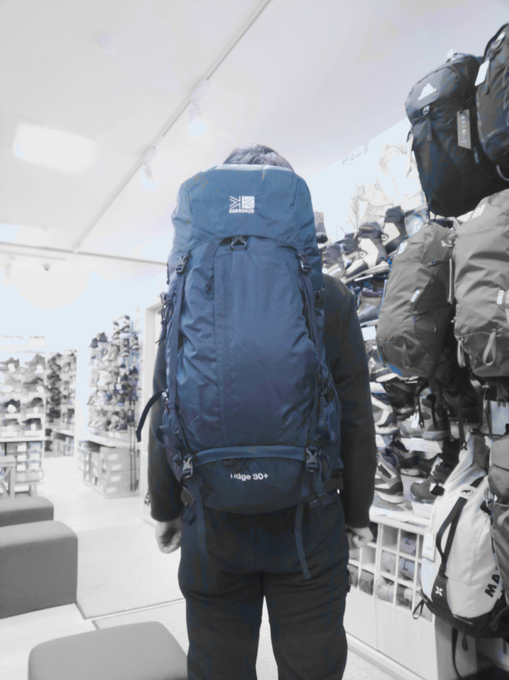 好日山荘 白馬店 : KARRIMORのNEW「ridge30+」他 新製品続々入荷中