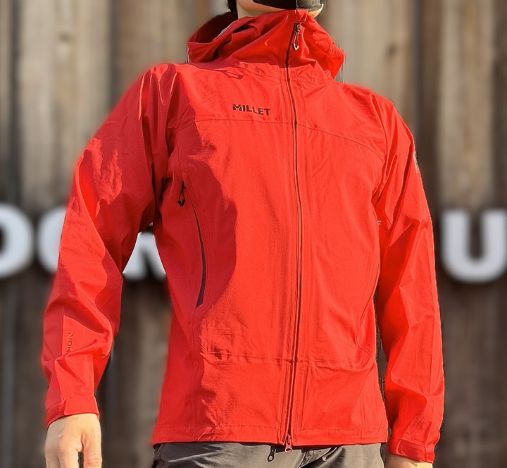 好日山荘 春日井店 : 透湿性に優れた防水ジャケット「MILLET