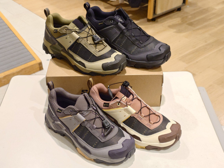 好日山荘 イオンモール東久留米店 : サロモン最新登山靴「X ULTRA 5