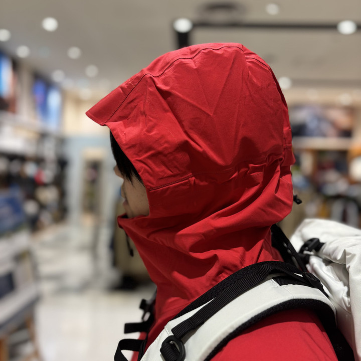 好日山荘 イオンモール東久留米店 : 最高峰のレインウェア！ミレー