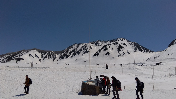 好日山荘 町田店 : 残雪の立山登山に挑戦！