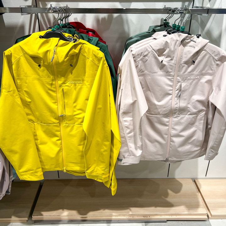 ヨ*マ様 GORE-TEX ベイレス レインウェア 上下 Lサイズ 好日山荘 収 好日山荘 イオンモール東久留米店 : いつでも、雨宿り。