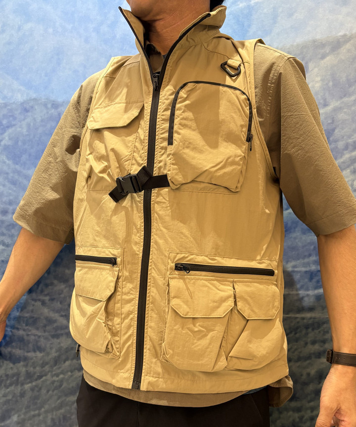 好日山荘 須磨パティオ本店 : ファン付きウェア 空調服とKiUのコラボ