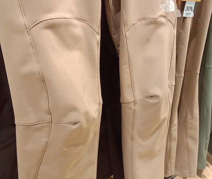 好日山荘 本厚木ミロード店 : 【特価！】大人気ノースフェイスの