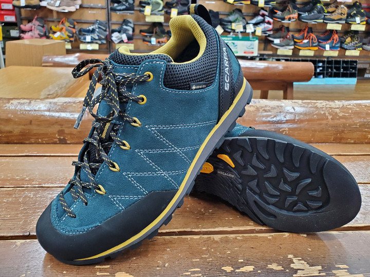 SCARPAハイキングアプローチシューズ SCARPA Mojito Trail GTX 男性用アプローチシューズとハイキングシューズ