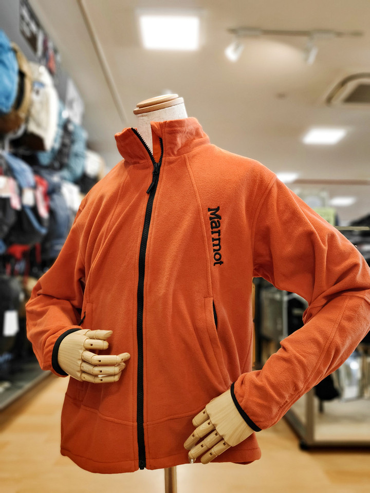 好日山荘 白馬店 : Marmotのフリースジャケット入荷しました