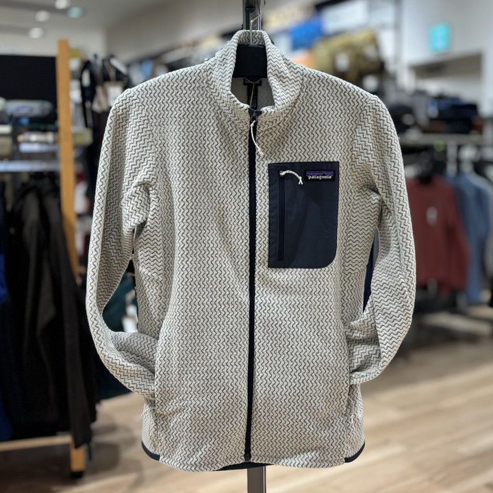 好日山荘 イオンモール東久留米店 : 【NEW ARRIVAL】パタゴニア／R1