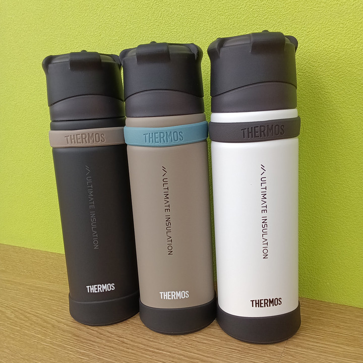 好日山荘 福井北四ツ居店 : 山専ボトルのニューカラー登場！