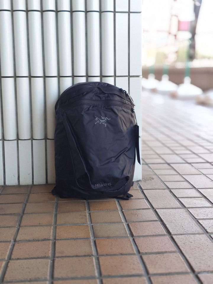 新品未開封　Konseal 15 Backpack 2025秋冬新作 好日山荘 さいか屋藤沢店 : ARC'TERYX/Konseal 15・Heliad 15