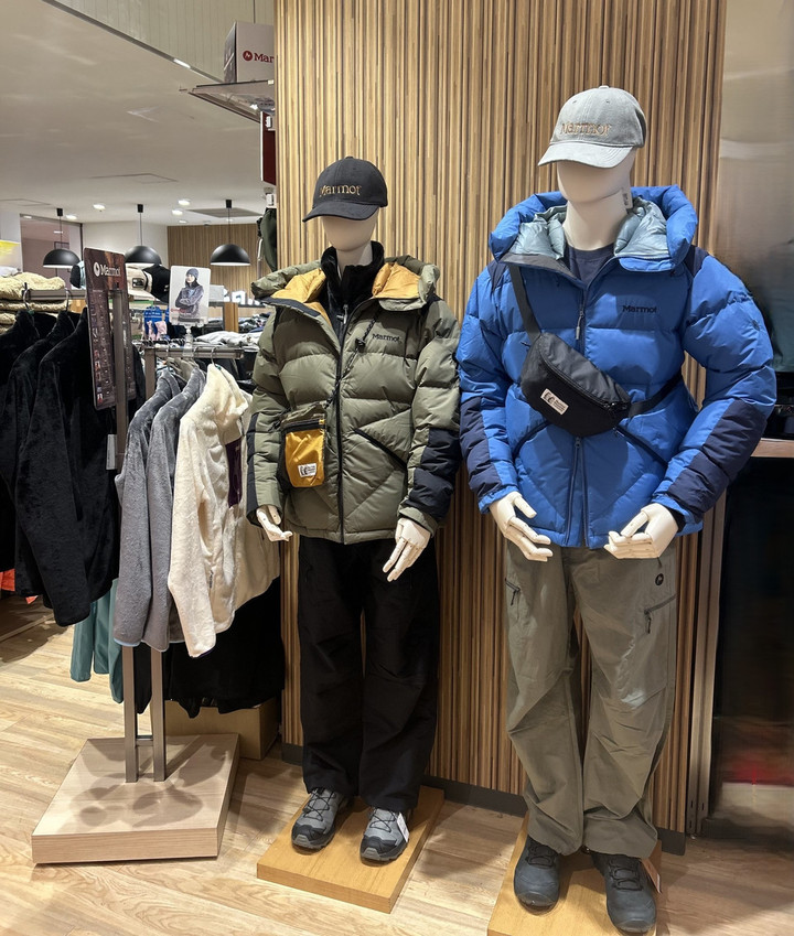好日山荘 調布パルコ店 : ～マーモット冬の着こなし提案～