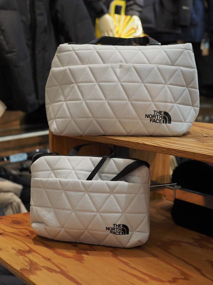 好日山荘 イオンモール須坂店 : 【New Color】THE NORTH FACE