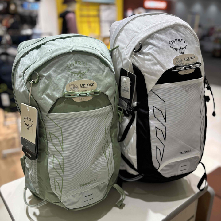 好日山荘 イオンモール東久留米店 : 軽さと安定性の最適解。大人の