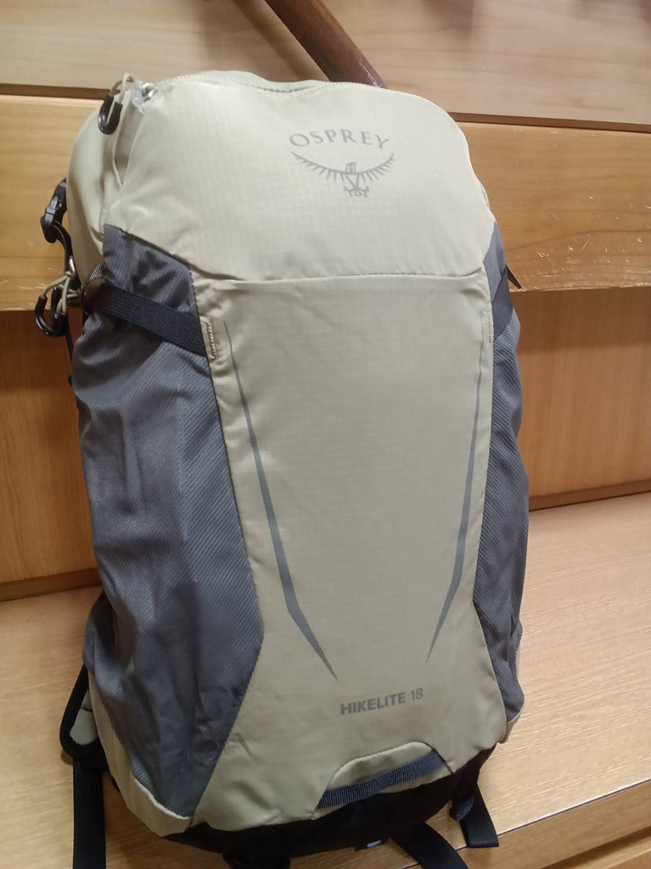 ソリッドグレイ製リュックサック 好日山荘 町田店 : オスプレーから新作ザックが入荷しました！