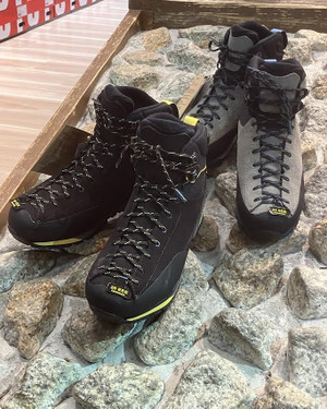 キャラバン　GK＿ALT HI　入荷しました！