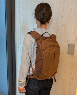 サロモンの大人気のバックパック「TRAILBLAZER 10」