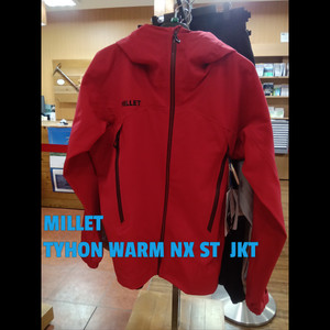 Photocollage_17677638924121