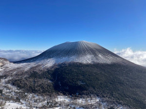 2025122204 2025122204