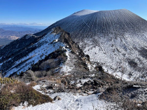 2025122211 2025122211