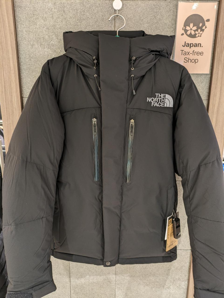 季節の変わり目にも♪THE NORTH FACE 軽量ダウン　キャメル　L